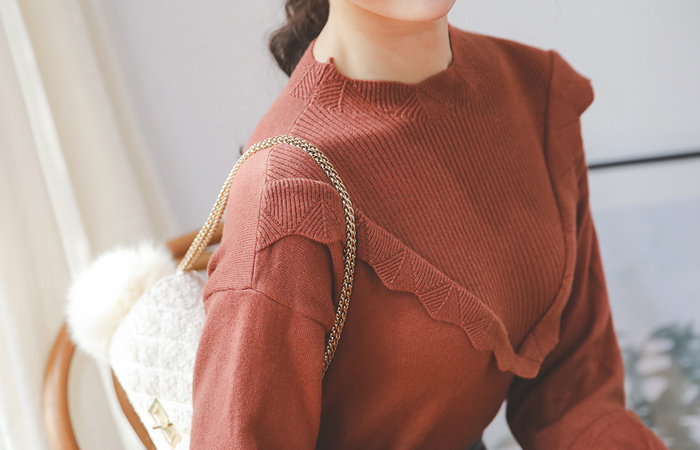 Petit Frill Line Viscose Funnel Neck Knit