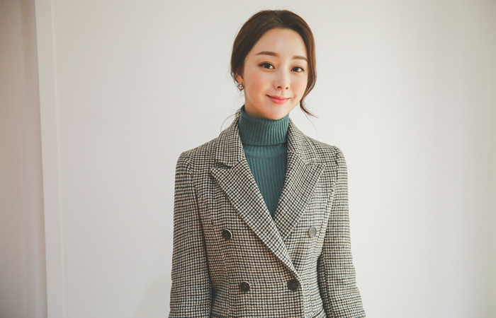 Antique Shepard check double wool coat