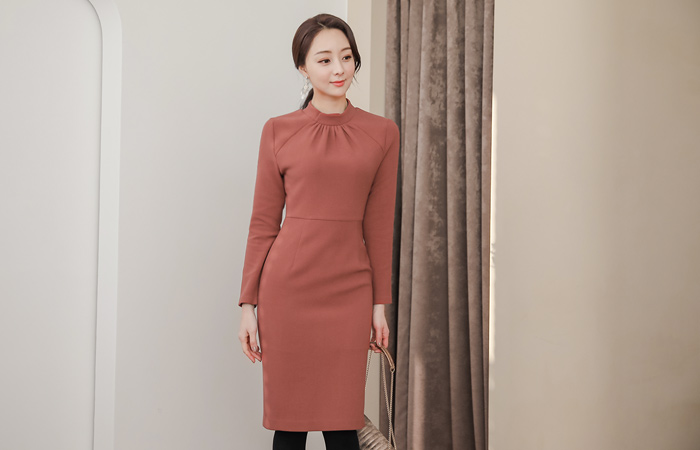 Yorkshire ring Half Neck Slim napping Dress