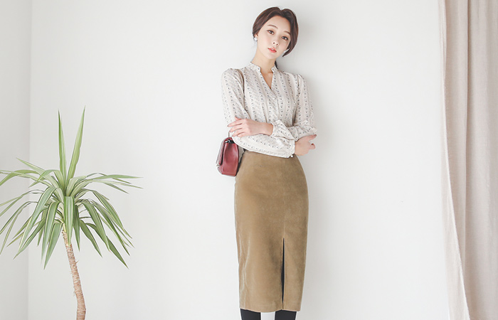 Suede touch corduroy slit Skirt