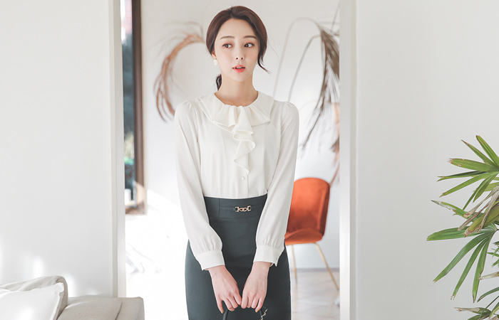 Cascade Ruffle Line Blouse