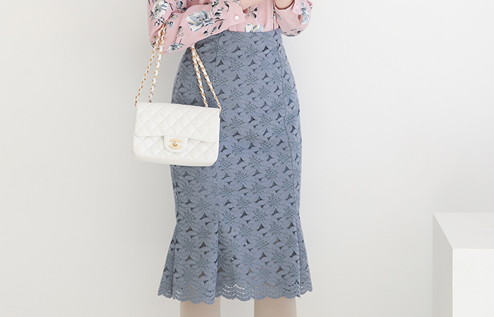 Dandelion Race Flared Line Skirt