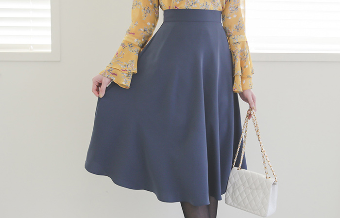 Soft Romance Flared Rong skirt