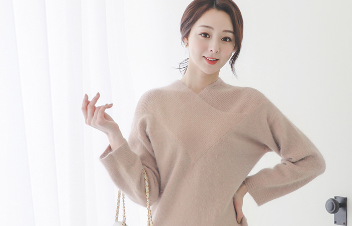 Soft Angora V-neck Wrap Wool Knit