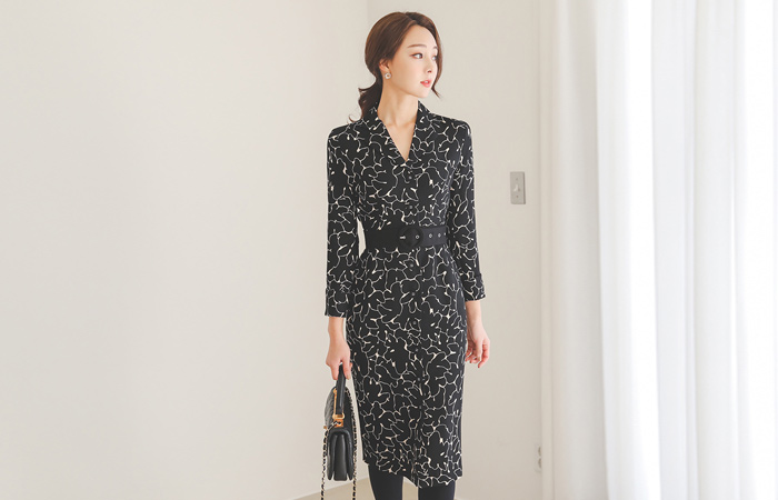 Drawing Ring Belt Kara Midi Dress