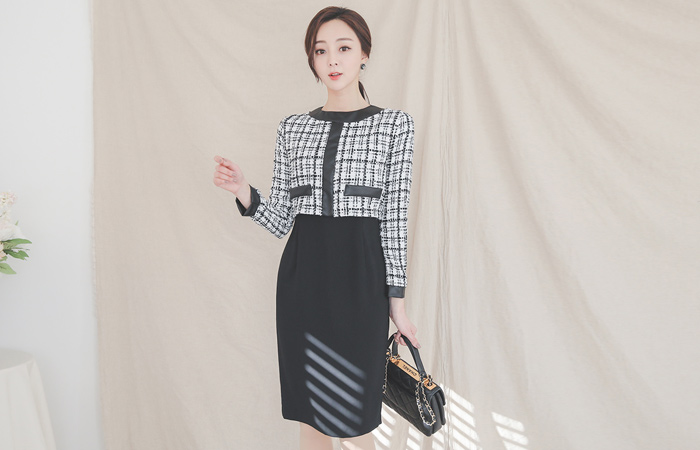 Leather-Line Round-Neck Tweed Dress