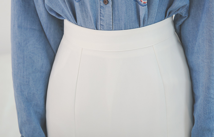 Slim Cutting Flared Long High Skirt