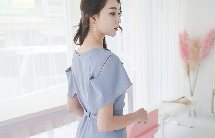 Grace Dressing Cow Neck Dress