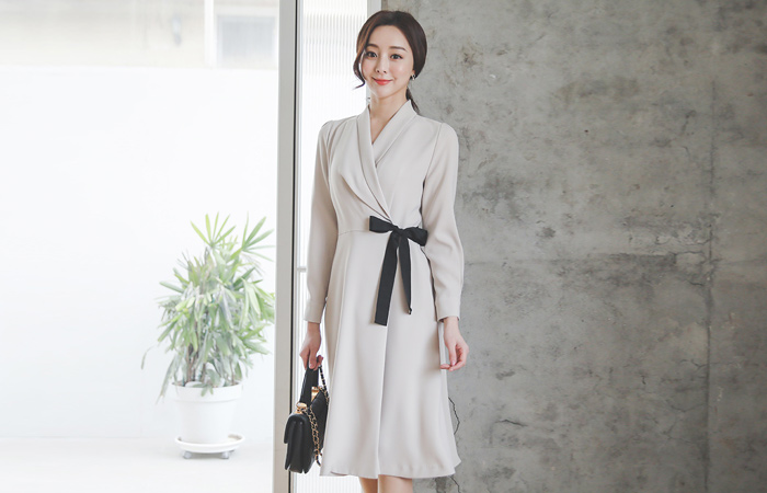 Pinking-Ribbon Wrap Style Flared Dress