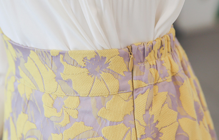 Spring Flower Back Banding Flared Skirt