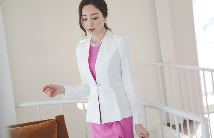 Square Button No-collar Slim Pintuck Jacket