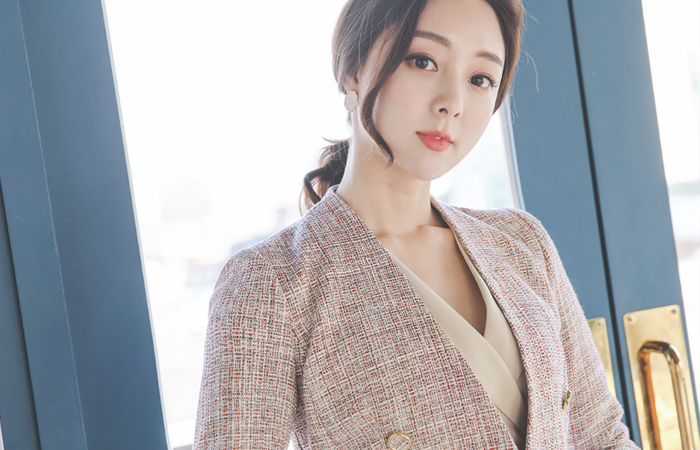 Coco No-collar Gold-Ring Cotton Tweed Jacket