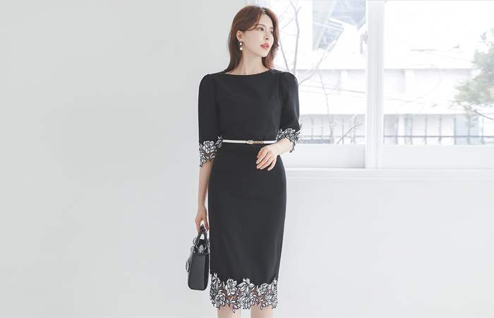 Motive Flower Code Lace Span Dress