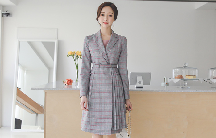 London Belted  Side Pleats Long Jacket