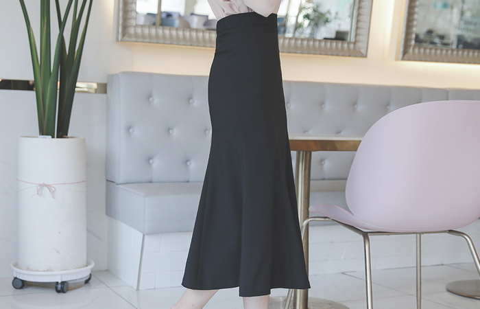 Slim Back Banding Mermaid Long Skirt