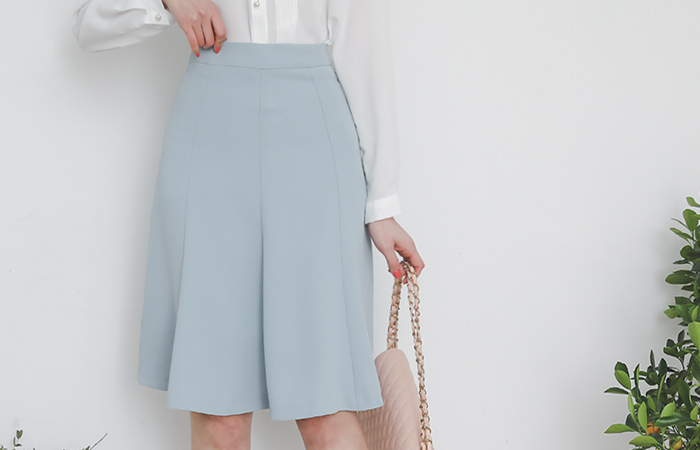 Obi Gored Flared Skirt