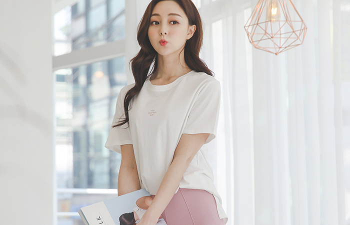 Daily Colored Lettering Round Cotton Short T shirts