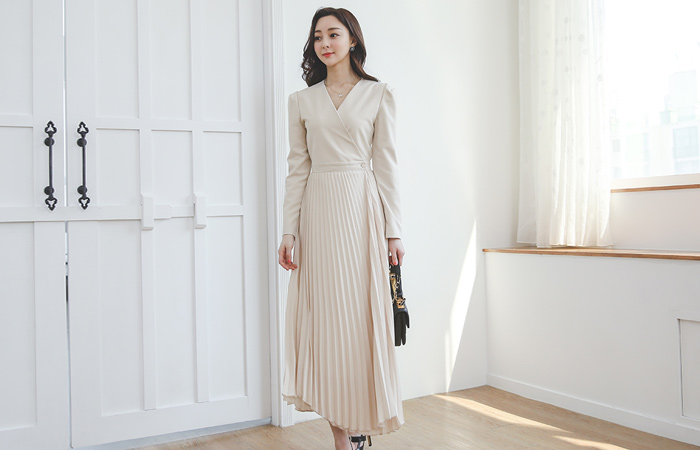 Wrap Style V-neck Pleats Long Dress