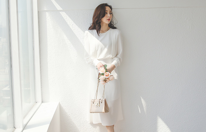 Triple Pintuck Double Cutting Flared Dress