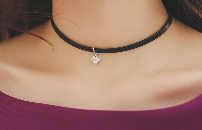 cubic diamond choker Necklace