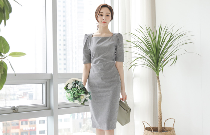Side Pinch-Shirring Square Neck Dress(short sleeves)