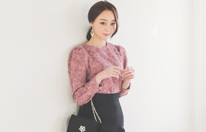 Feather motif fringe Blouse