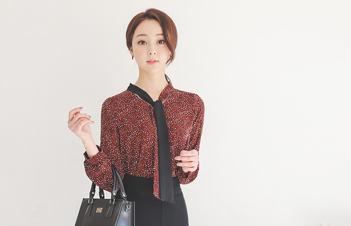 Color Combination Tie Neck Dot Pattern Blouse