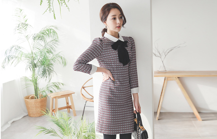 Merryme Velvet Scarf Collar Color Matching Dress