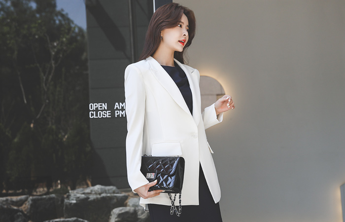 Shell Button Cutting-line Back Slit Jacket