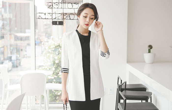 Geo color combination No collar Half Jacket