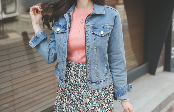 light zip-up Denim Jacket