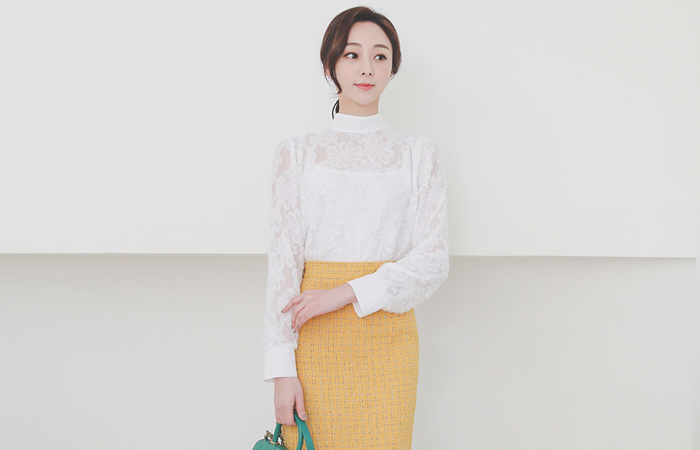 Fringe Lace See-through Half-Neck Blouse