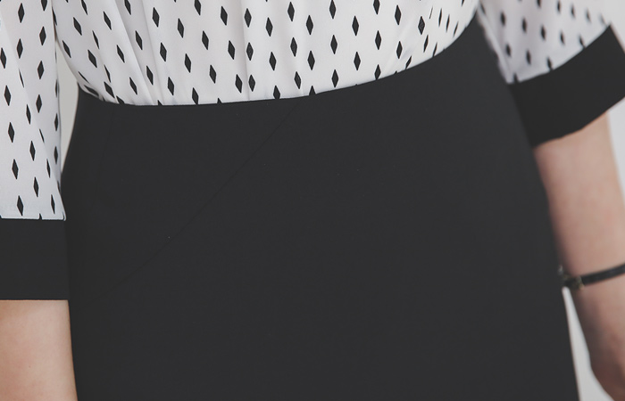 Unbalance Cutting Slim Span Skirt