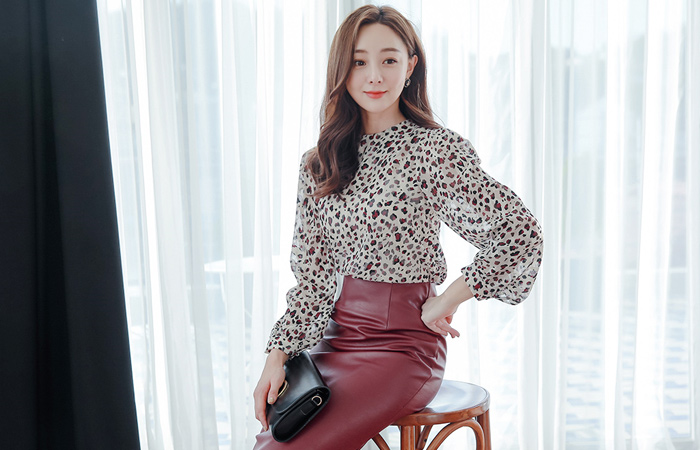 minimal Leopard Color Chiffon Blouse