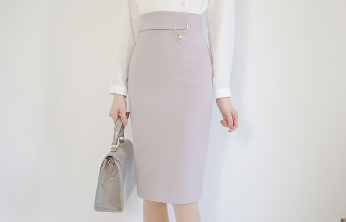 Pearl D-ring High-Waist Slim Span Midi Skirt
