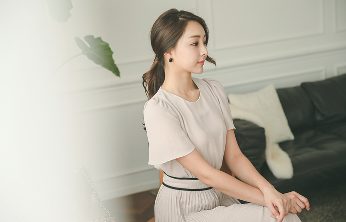 Anna Bias Pleats Dress