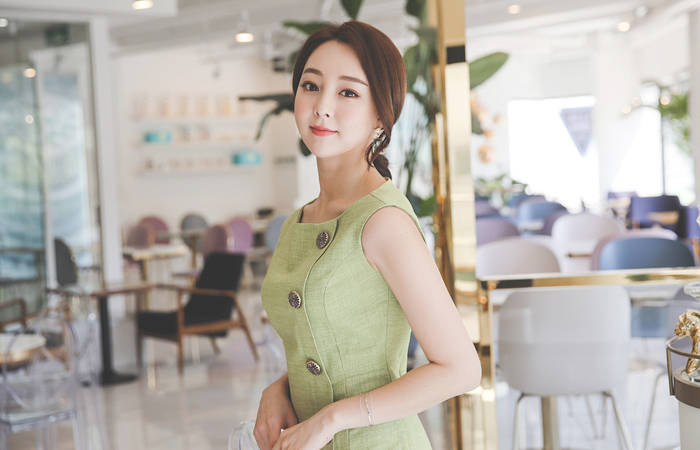 Linen Fabric Antique Button H-line Dress