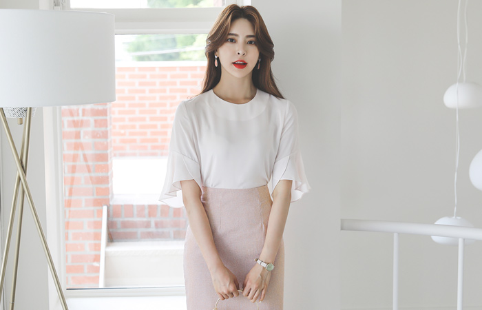 Ruffle Bell Sleeves Round Color Blouse