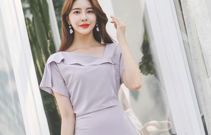 Unbalance Frill Neck Back-Shirring Span Dress