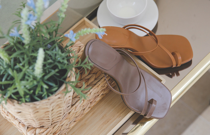 [Models wear36st]Flip Flop Strap Slippers High Heels