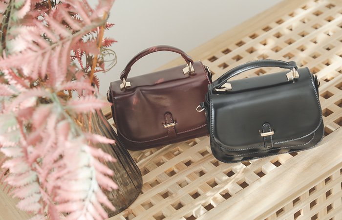 [Models wear36st]Classic Flap Mini Tote bag