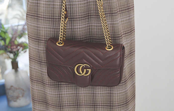 [Models wear36st] Matelassé Chain Bag