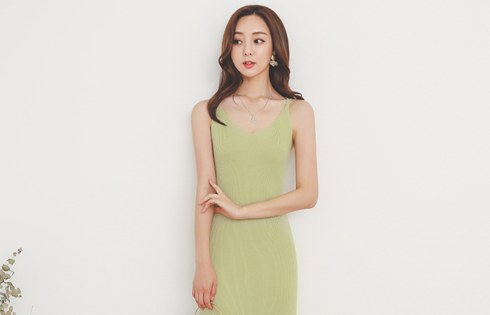 X-Twist Tight Corduroy-Knit Slim Dress