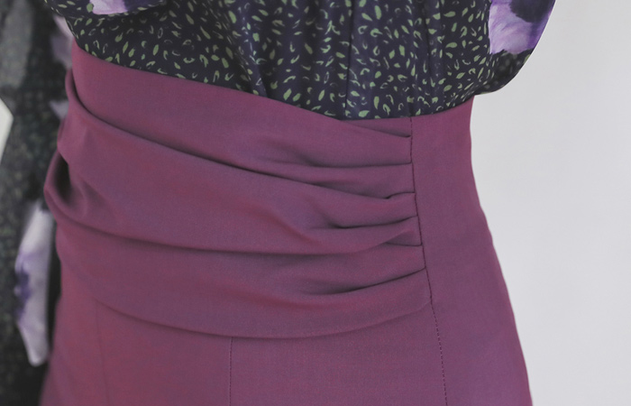 Glam Shirring Slit Span Skirt