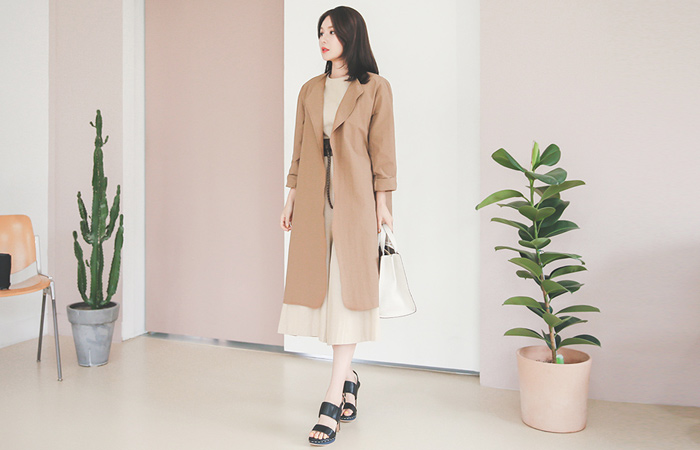 Natural coating light long jacket