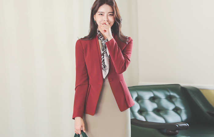 Two-Line Pintuck One-Button Slim Fit Jacket