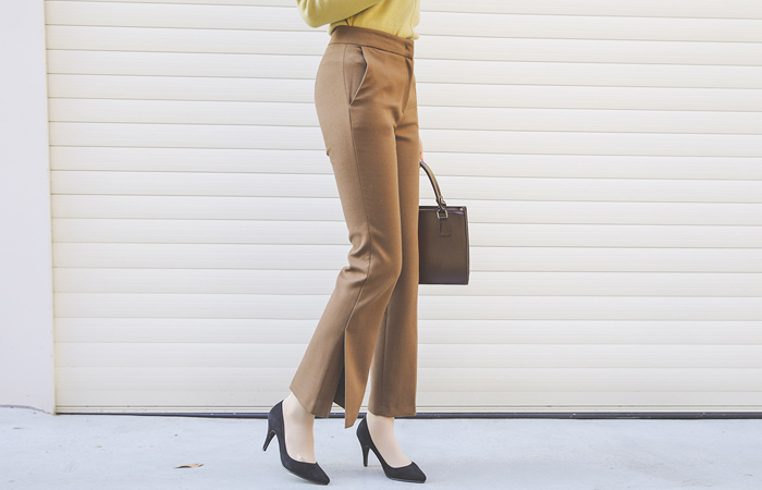 Cozy napping slit Boot cut Slacks