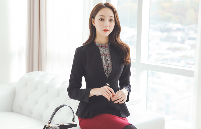 Silver Metallic Ruffle No collar Jacket