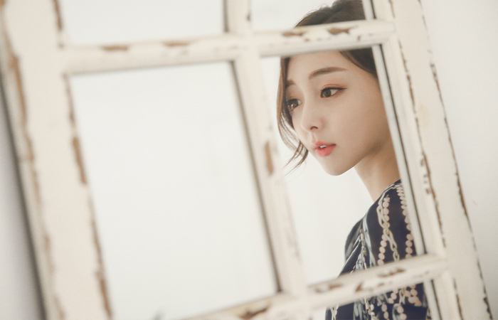 Luxury chain Chiffon Blouse