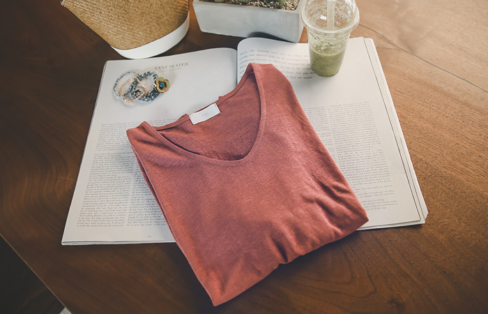 Fresh V-neck Linen T-shirt